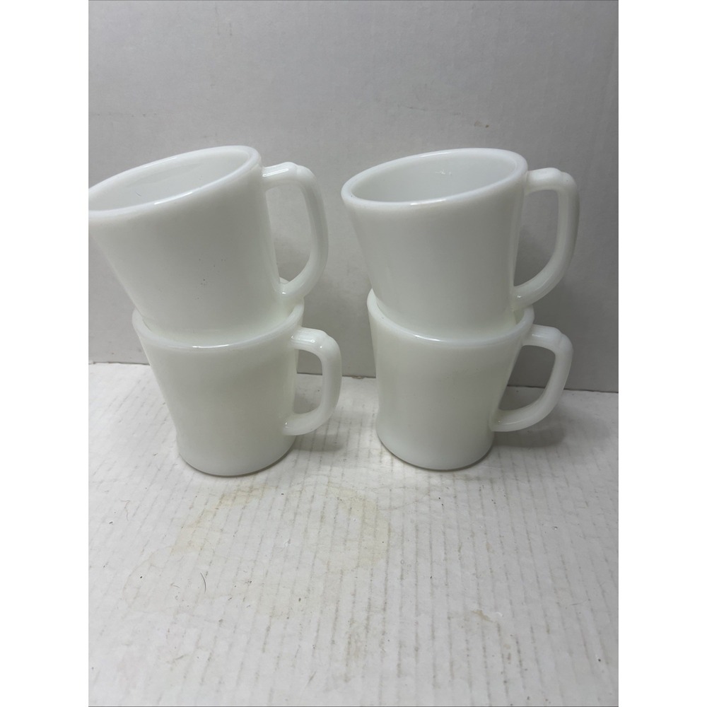 VTG FIRE KING ANCHOR HOCKING COFFEE MUGS WHITE MILK GLASS D HANDLE *LOT OF 4*